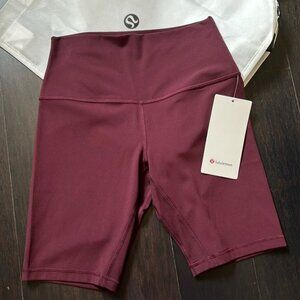 LULULEMON ALIGN HR SHORTS 8” in CASSIS SZ 6  NWT RARE!!